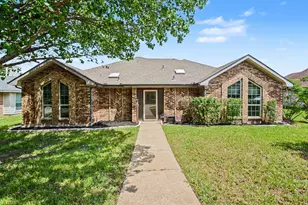 110 Liberty Dr, Wylie, TX 75098 - Photo 1