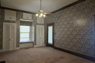 324 E Liberty St, Pilot Point, TX 76258 - Photo 8