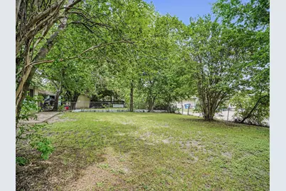 1434 Oakbrook Street, Lancaster, TX 75134 - Photo 16