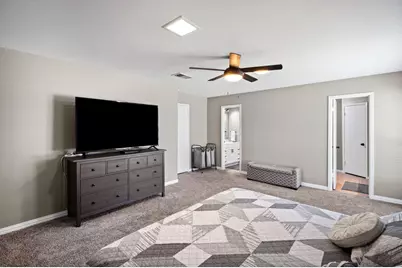 1023 Auburn Drive, Arlington, TX 76012 - Photo 10