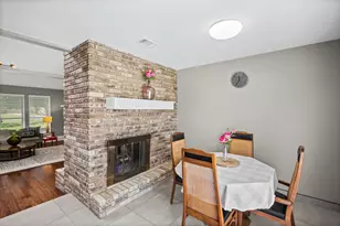 1023 Auburn Dr, Arlington, TX 76012 - Photo 4