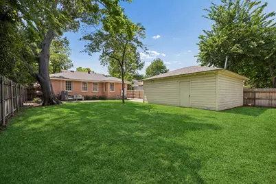 10156 Baronne Circle, Dallas, TX 75218 - Photo 26