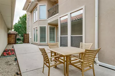 751 Laguna, Irving, TX 75039 - Photo 24