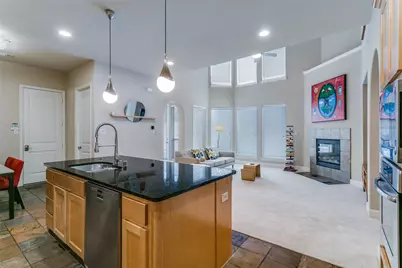 751 Laguna, Irving, TX 75039 - Photo 8