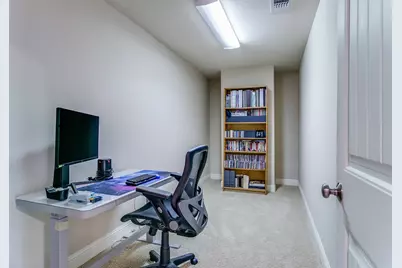751 Laguna, Irving, TX 75039 - Photo 16