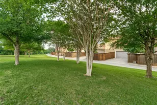 751 Laguna, Irving, TX 75039 - Photo 26