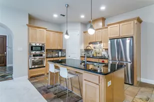 751 Laguna, Irving, TX 75039 - Photo 6