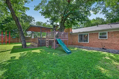 1917 Mesquite Trail, Hurst, TX 76054 - Photo 26