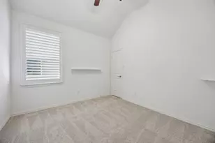7332 Meler Ln, Irving, TX 75063 - Photo 30