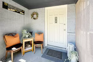 2243 Inca Dr, Dallas, TX 75216 - Photo 2