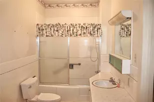 210 E Roberts St, Gorman, TX 76454 - Photo 14