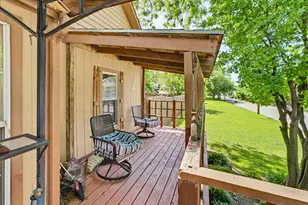 601 S Miller St, Decatur, TX 76234 - Photo 4