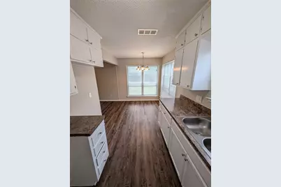 713 Heathcliff Drive, Everman, TX 76140 - Photo 10