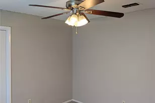 713 Heathcliff Dr, Everman, TX 76140 - Photo 20