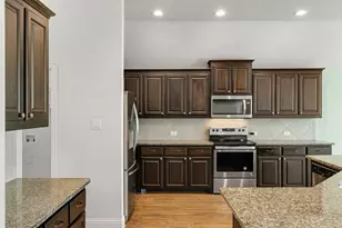 216 Ovaletta Dr, Justin, TX 76247 - Photo 12
