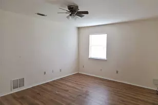 108 S Florence St, Tioga, TX 76271 - Photo 6