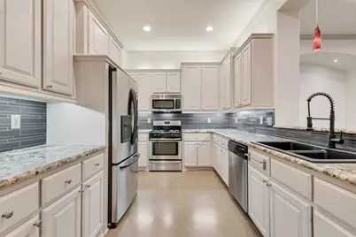 5113 Vandelia Street, Dallas, TX 75235 - Photo 4