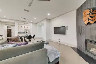 5113 Vandelia St, Dallas, TX 75235 - Photo 8