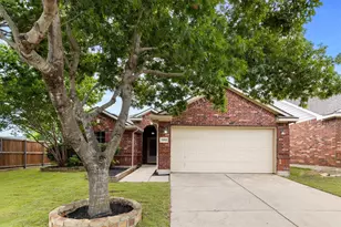 2000 Meadow View Dr, Princeton, TX 75407 - Photo 1
