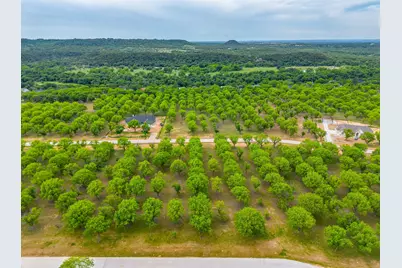 2354 E Landings S, Granbury, TX 76049 - Photo 8