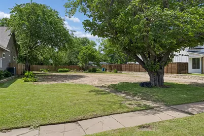 1110 S Pine Street, Grapevine, TX 76051 - Photo 2