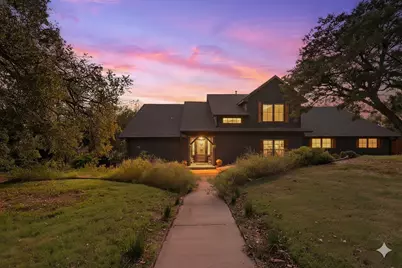 1206 Sierra Vista Drive, Granbury, TX 76048 - Photo 2