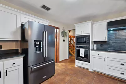 1206 Sierra Vista Drive, Granbury, TX 76048 - Photo 10