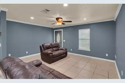 1410 W 3rd Street, Clifton, TX 76634 - Photo 4