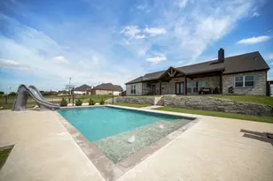 860 Dove Meadow Trl, Waxahachie, TX 75167 - Photo 2