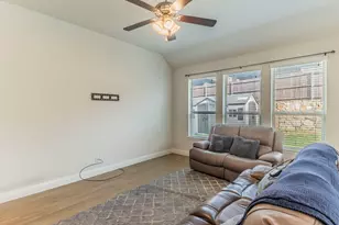 5644 Salt Springs Dr, Fort Worth, TX 76179 - Photo 6