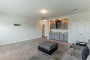 5644 Salt Springs Dr, Fort Worth, TX 76179 - Photo 18