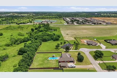 3111 Briarcliff Circle, Gainesville, TX 76240 - Photo 34