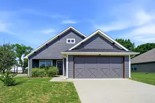 103 Clover Cir, Weatherford, TX 76086 - Photo 1