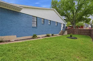 10803 Lake Gardens Dr, Dallas, TX 75218 - Photo 16