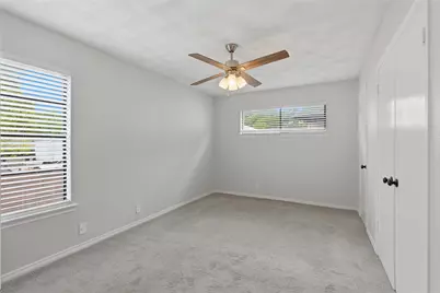 10803 Lake Gardens Drive, Dallas, TX 75218 - Photo 8