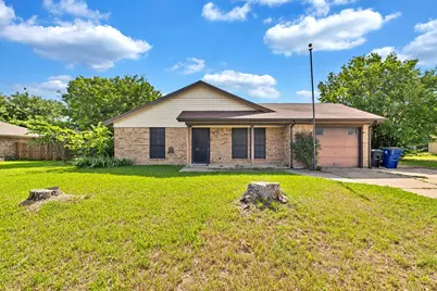 501 Post Oak Lane, Burleson, TX 76028 - Photo 1