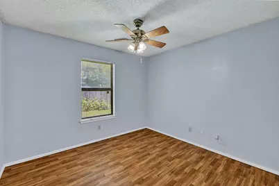 501 Post Oak Lane, Burleson, TX 76028 - Photo 12
