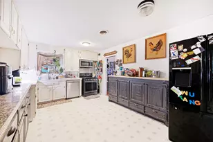 727 Norwood Dr, Hurst, TX 76053 - Photo 6
