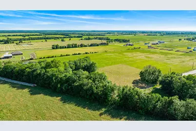 434 Private Road 33085, Sumner, TX 75486 - Photo 8