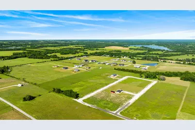 434 Private Road 33085, Sumner, TX 75486 - Photo 18