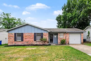 3110 Leanne St, Rowlett, TX 75088 - Photo 2
