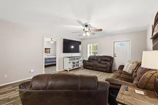521 County Rd 15100, Blossom, TX 75416 - Photo 6