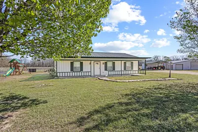 521 County Road 15100, Blossom, TX 75416 - Photo 2