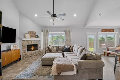 337 Kingdom Boulevard, Lindale, TX 75771 - Photo 12