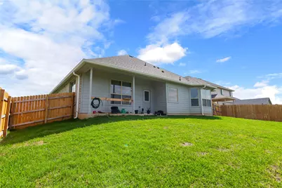 9805 Bridlewood Lane, Waco, TX 76708 - Photo 36