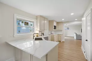 10517 Wyatt St, Dallas, TX 75218 - Photo 14