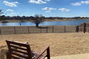 832 Cheyenne Dr, Aubrey, TX 76227 - Photo 2