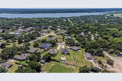 3907 Del Rio Court, Granbury, TX 76049 - Photo 30