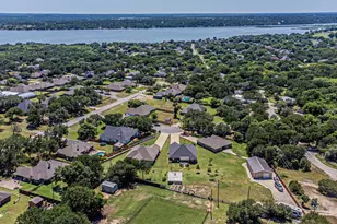 3907 Del Rio Ct, Granbury, TX 76049 - Photo 30