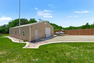 3907 Del Rio Ct, Granbury, TX 76049 - Photo 28